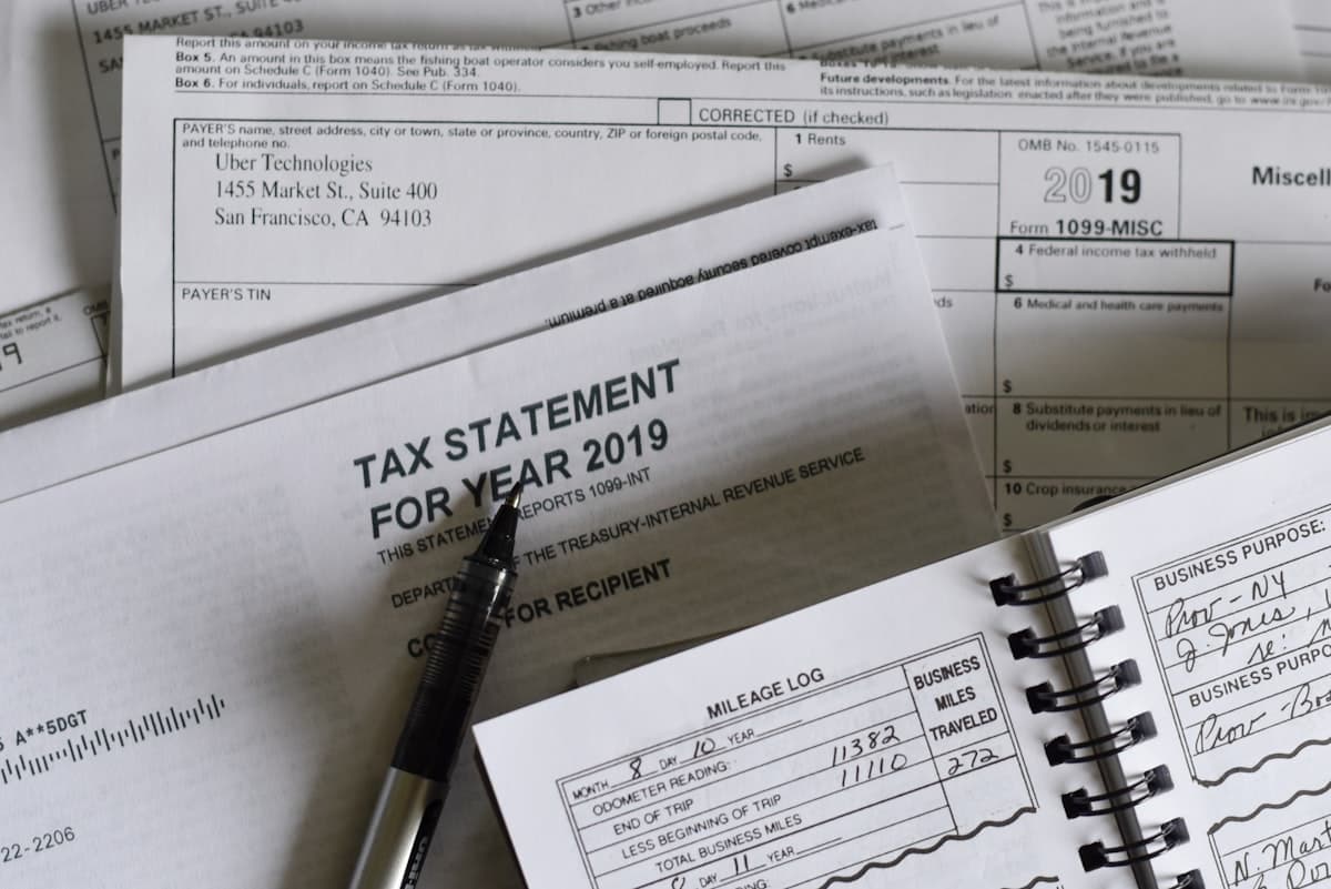 Imagem do artigo: O Que Muda no IRS em 2026: Escalões, Taxas e Quanto Poupas